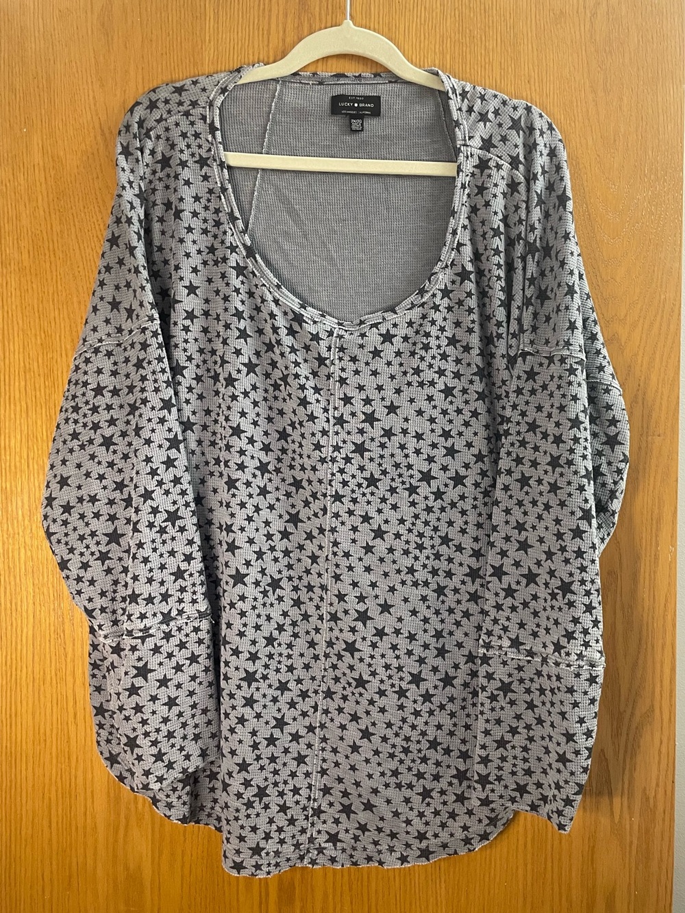 Lucky Brand Gray Star-Print Scoop Neck Pullover 2x plus size